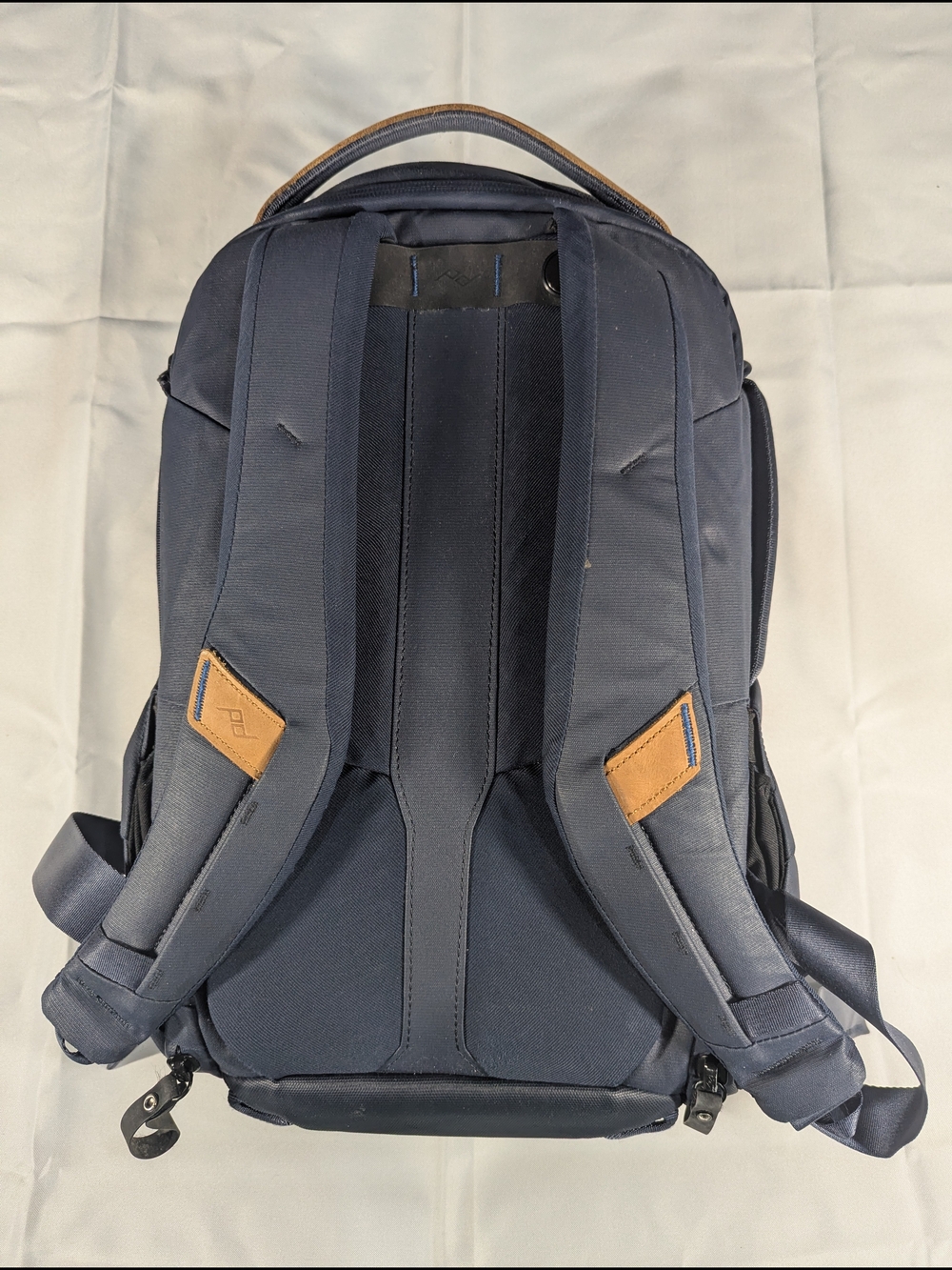 Peak Design Everyday Backpack Zip 15L | Camera/Travel Bag | FlexFold Dividers - Picture 2 of 4